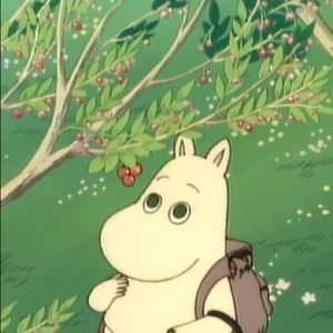 Meet your Posher, Nyah